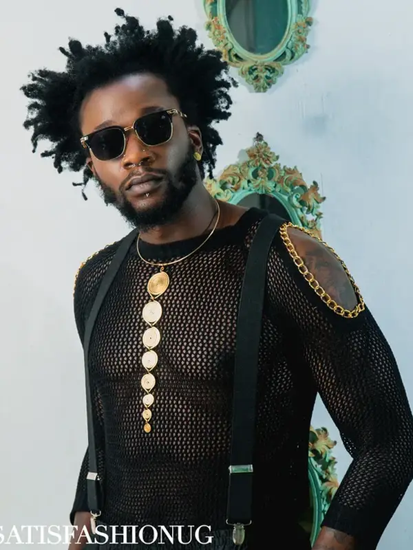 photo by satisfashionug.com