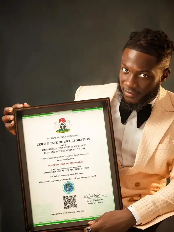 photo by web.facebook.com