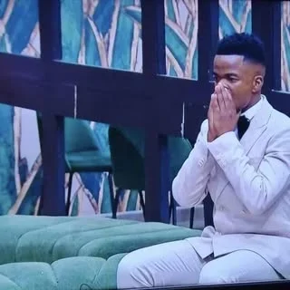 Uyanda Hlangabezo image 0