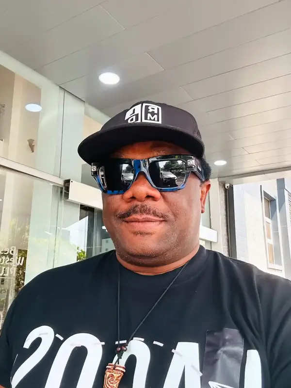 photo by web.facebook.com