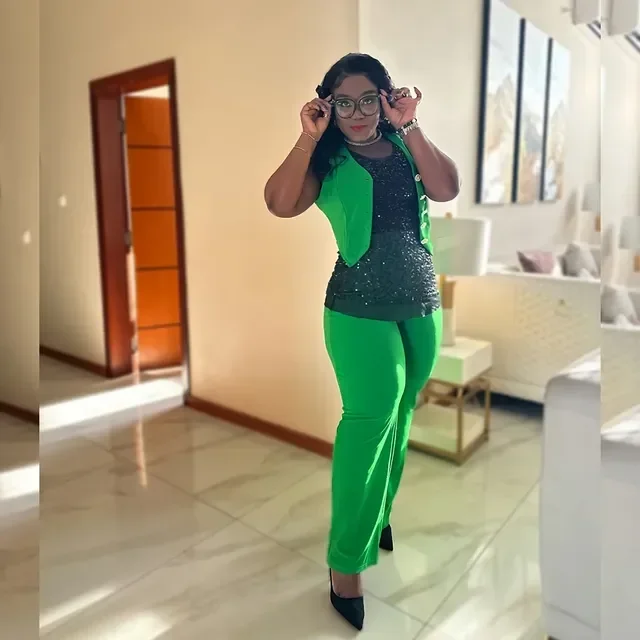 Marllen Preta Negra image 0