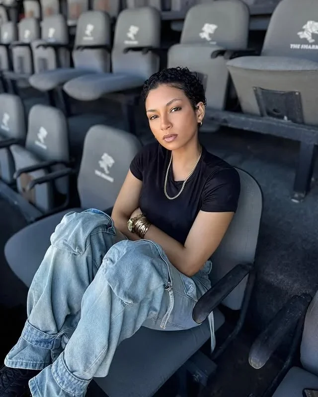 Ash-ley Ogle image 0