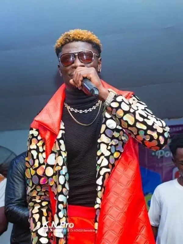 photo by web.facebook.com