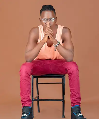 photo by web.facebook.com