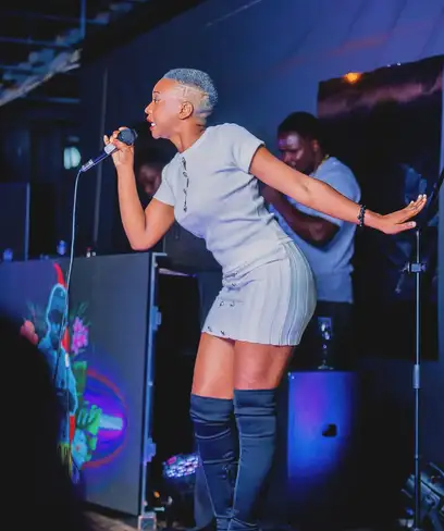 photo by web.facebook.com