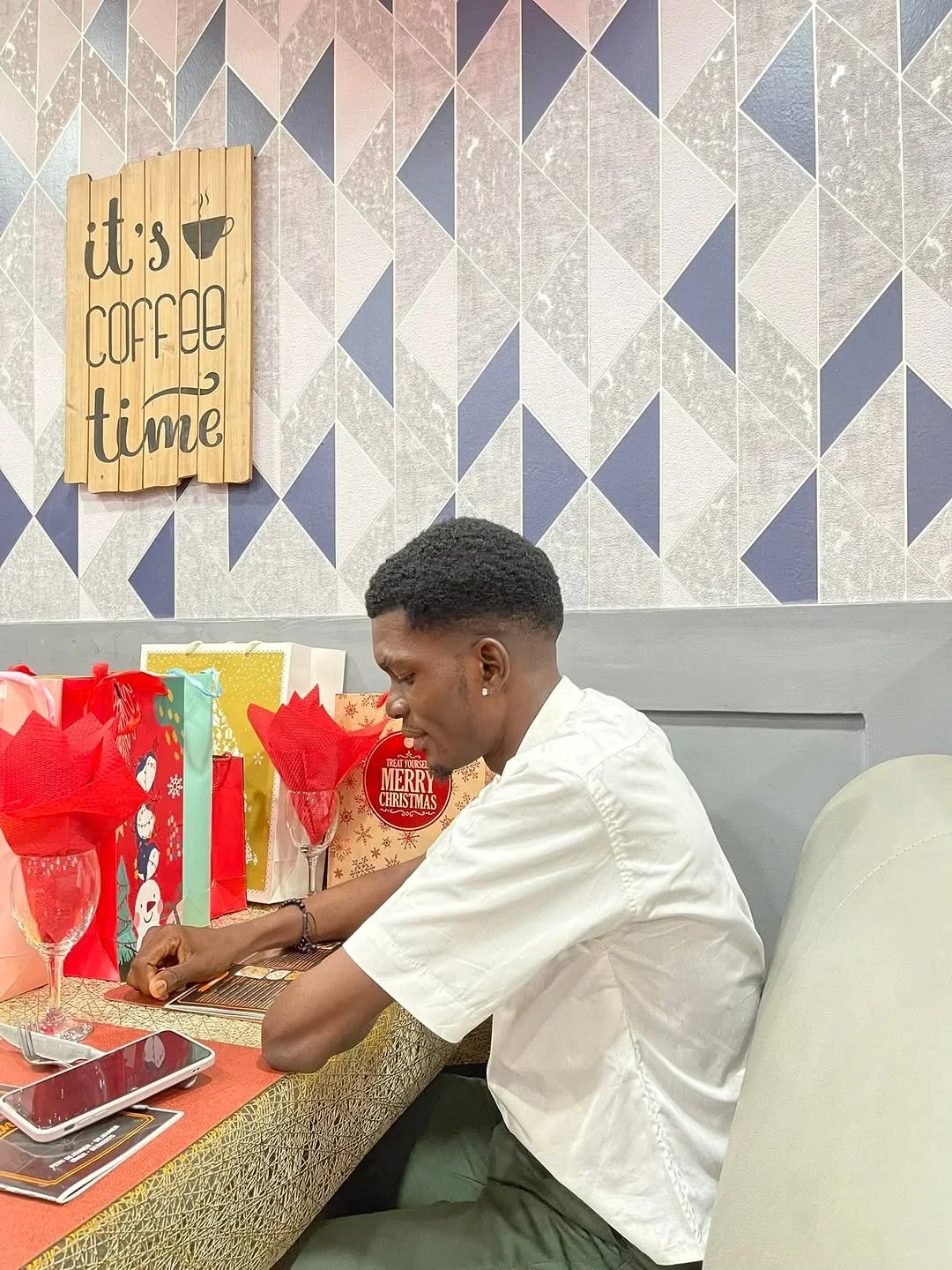 LENDOYE Darrol image 1