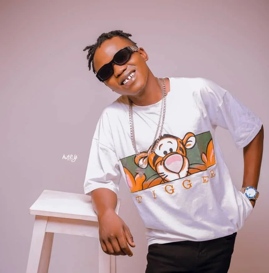 Ronald Alimpa image 1