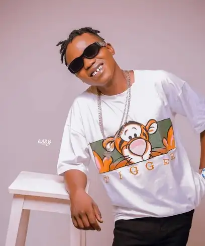 photo by web.facebook.com