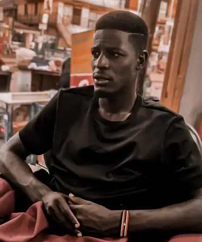 photo by web.facebook.com