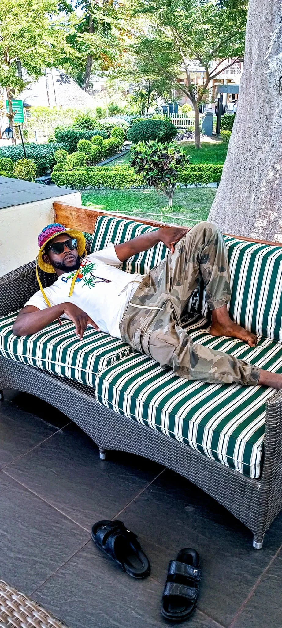 Isu Tha Problem image 1