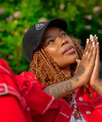 photo by web.facebook.com