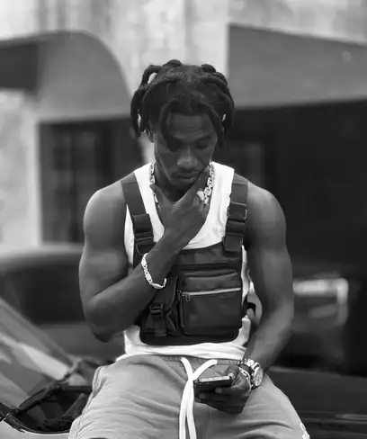 photo by web.facebook.com