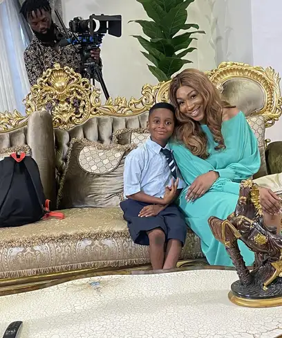 photo by web.facebook.com