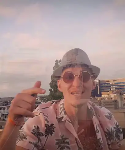 photo by youtube.com