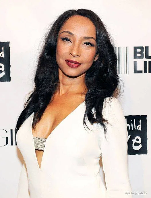 Sade image 1
