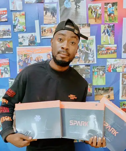 photo by web.facebook.com