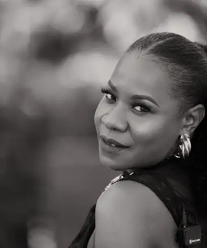 photo by web.facebook.com