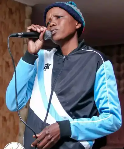 photo by web.facebook.com