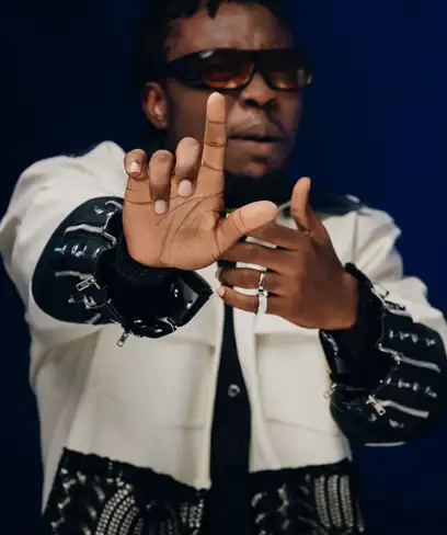 photo by deezer.com