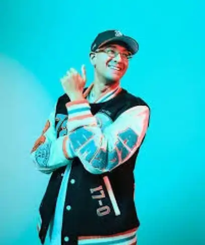 photo by facebook.com