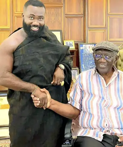 photo by web.facebook.com