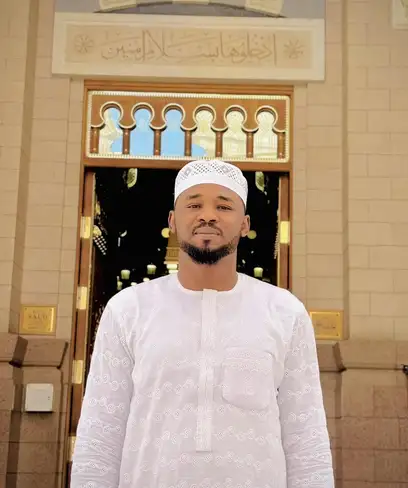 photo by web.facebook.com