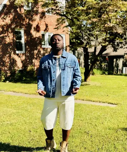 photo by web.facebook.com