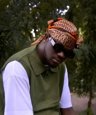 photo by web.facebook.com