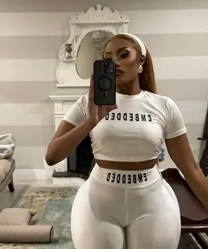 photo by web.facebook.com