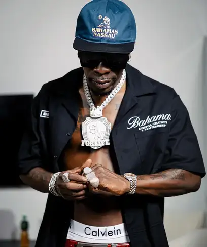 photo by web.facebook.com