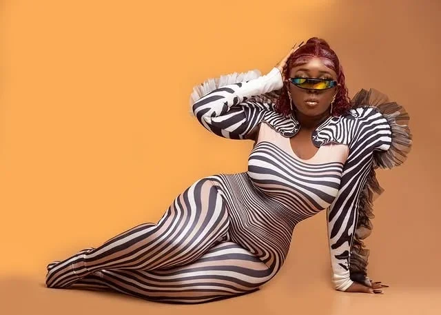 Vanilla Karr image 2