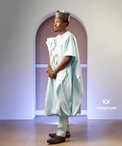 photo by web.facebook.com