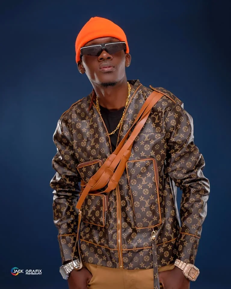 Mudra D Viral image 2