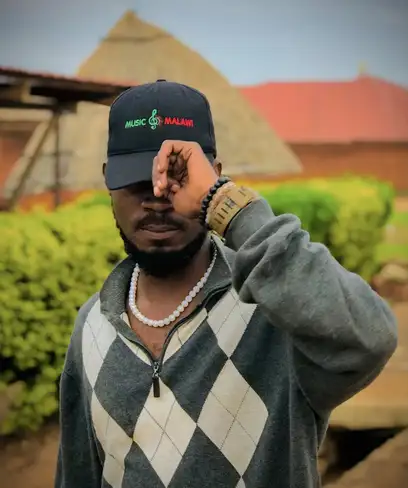 photo by web.facebook.com