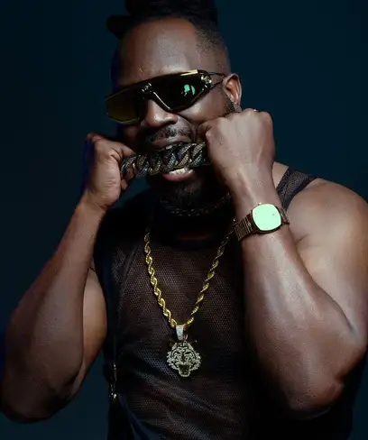 photo by web.facebook.com