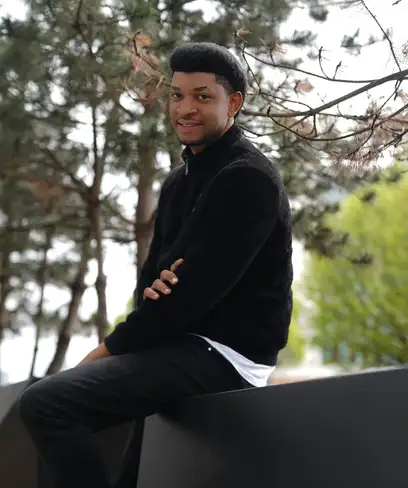 photo by web.facebook.com