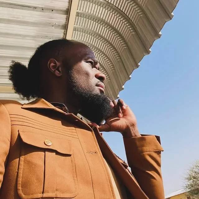 African Cobra image 2