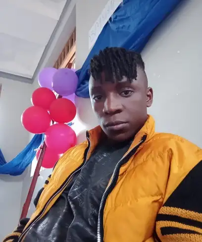 photo by web.facebook.com