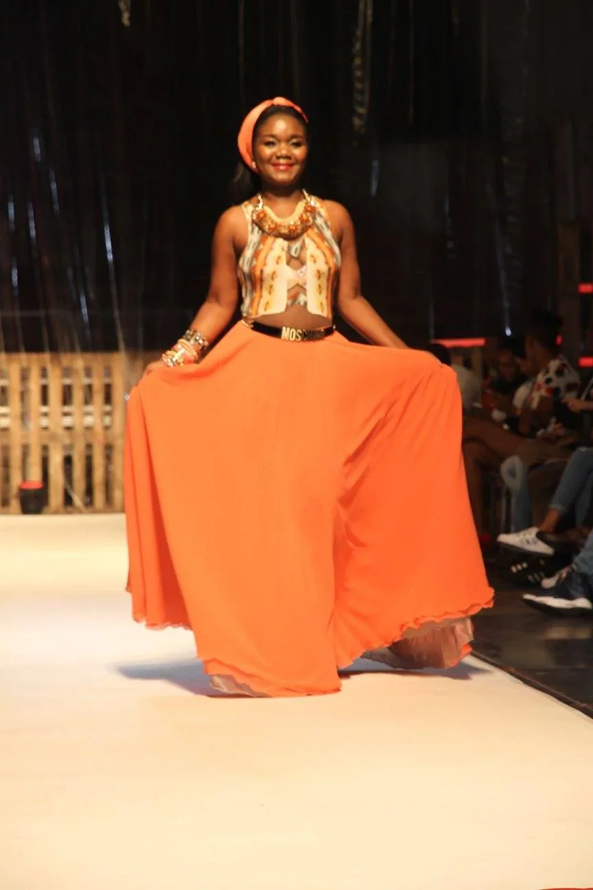 Marllen Preta Negra image 2