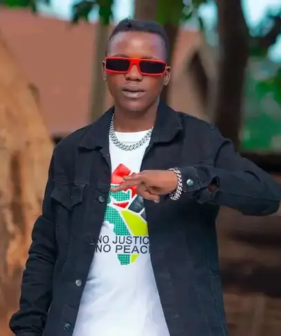 photo by web.facebook.com