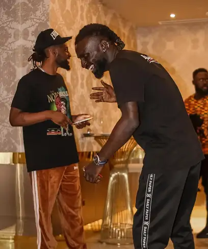 photo by web.facebook.com