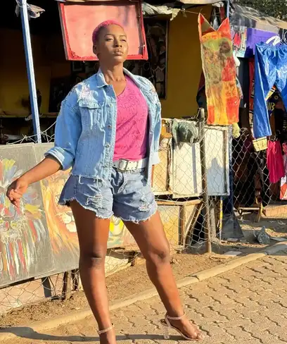 photo by web.facebook.com