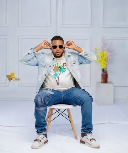 photo by web.facebook.com