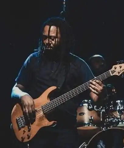 photo by web.facebook.com