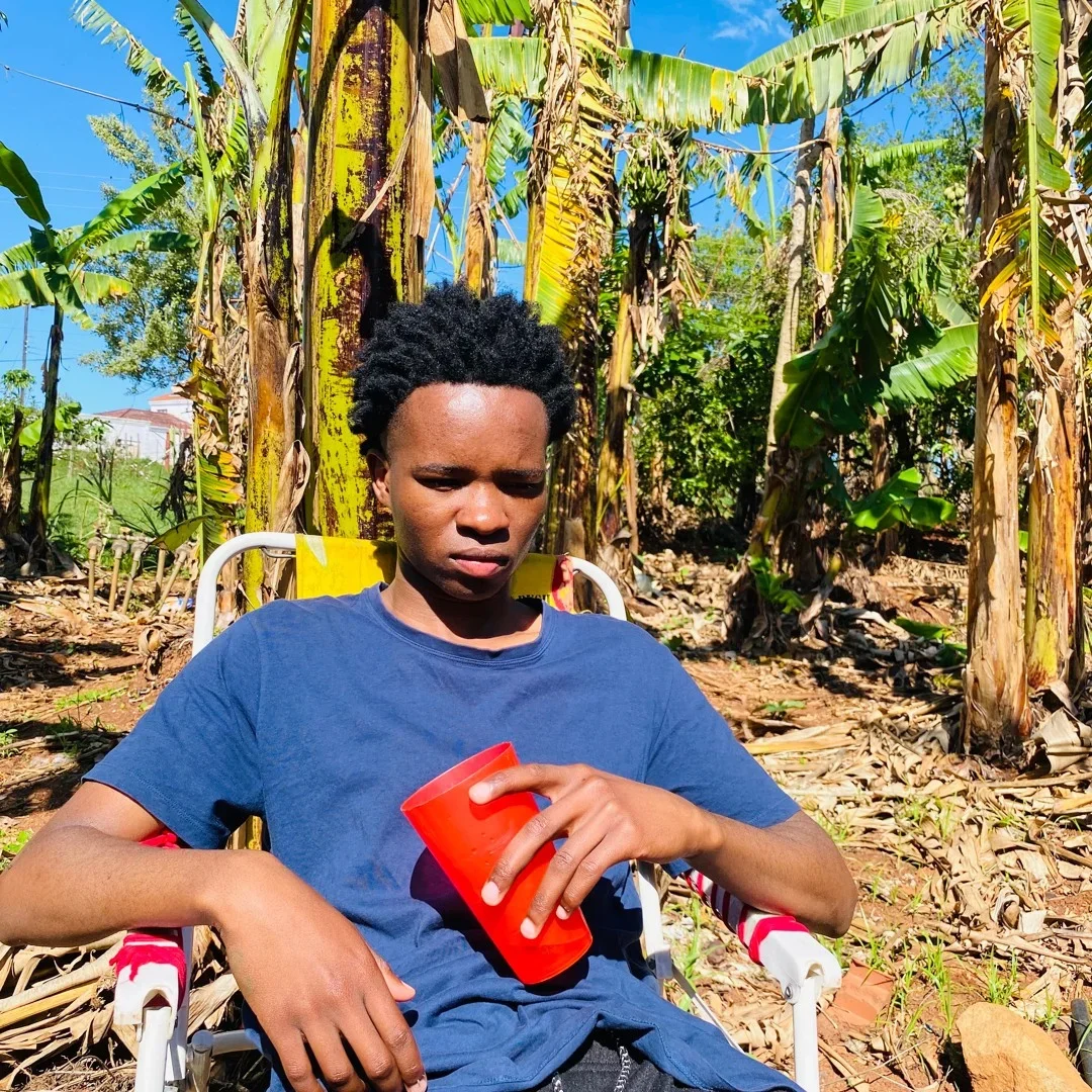 Cloudy Manteen image 3