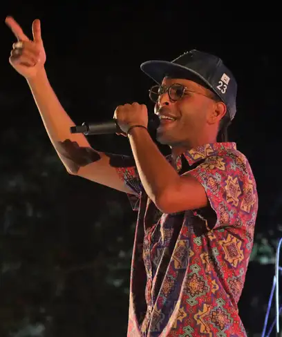 photo by web.facebook.com