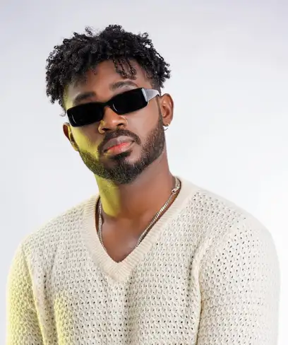 photo by web.facebook.com