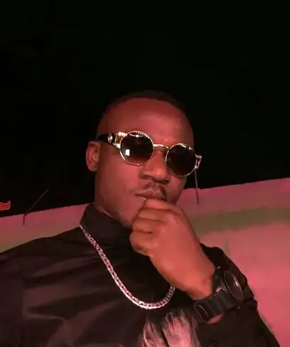 photo by web.facebook.com