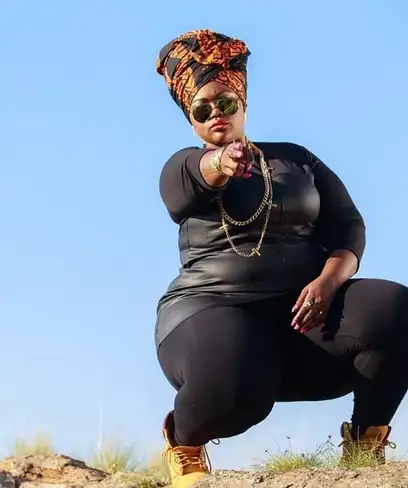 photo by web.facebook.com