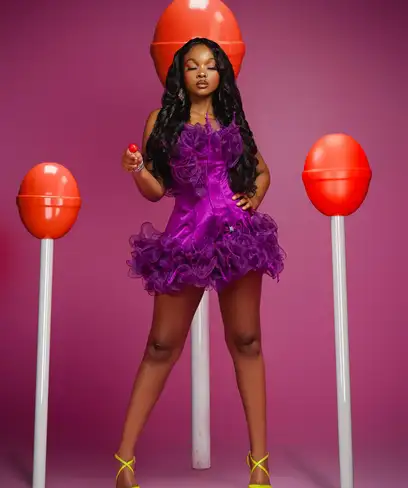 photo by web.facebook.com